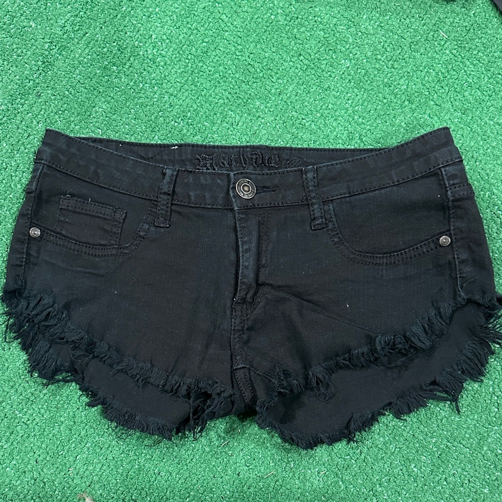 Machine Black Frayed Hem Women Shorts